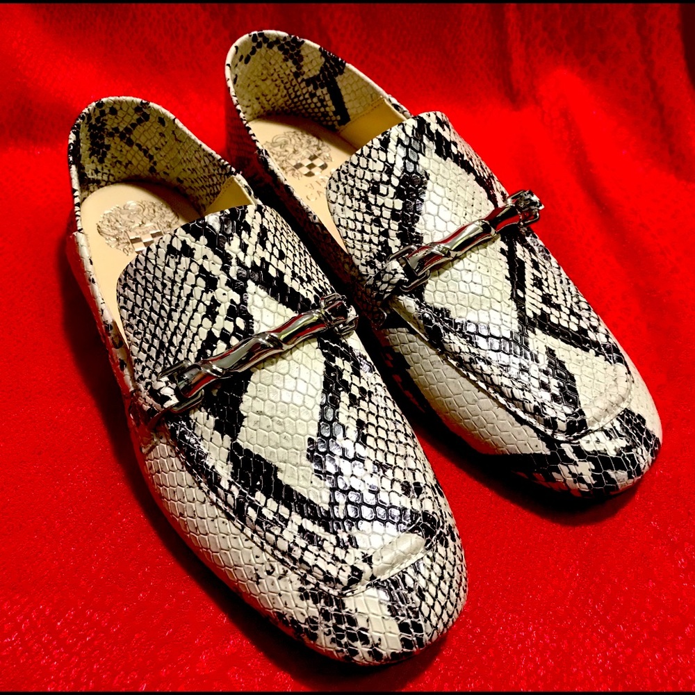 Vince Camuto women shoes size 6